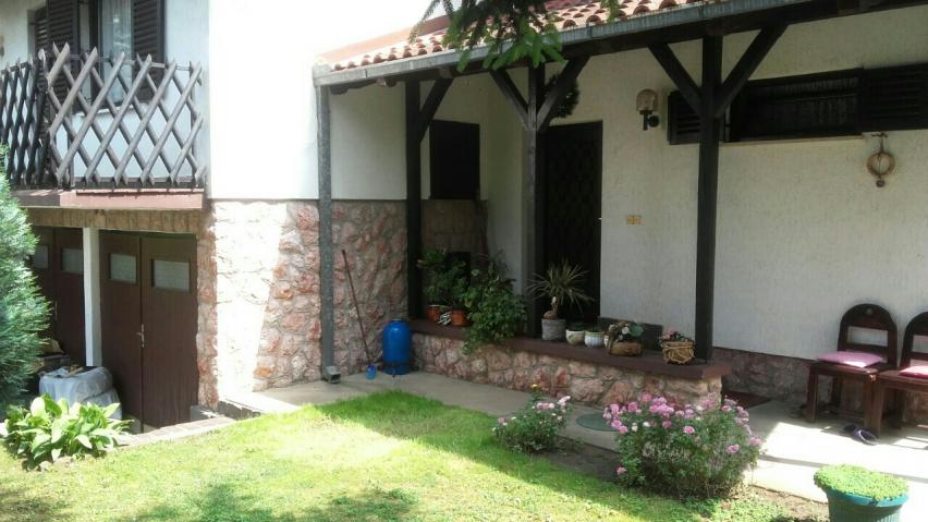 Ponuda kuca u Vetenriku