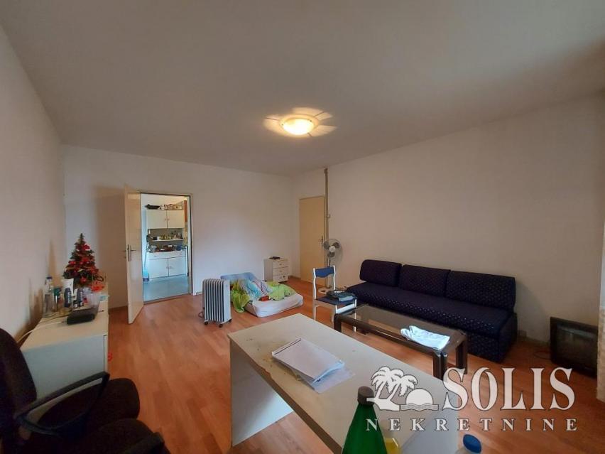 Petrovaradin nekretnine